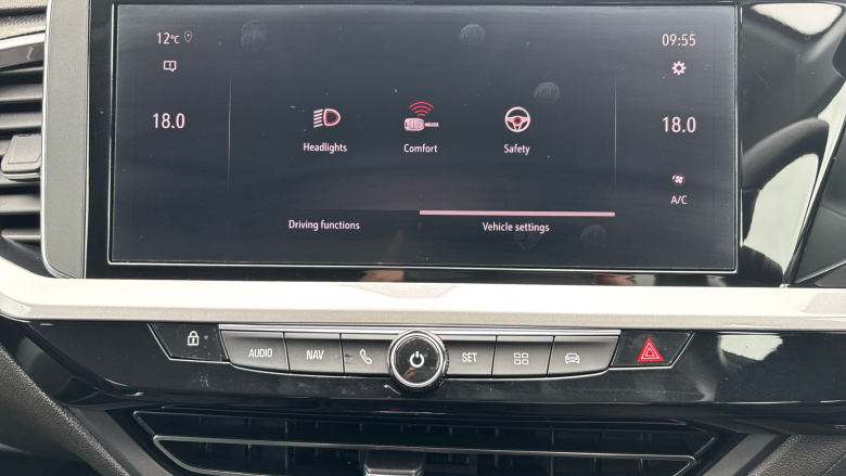 Vauxhall Grandland 1.2 Turbo Ultimate 5dr Auto Petrol Hatchback